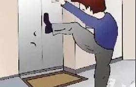 任由电梯带病载人——难言的隐患与温馨的提醒