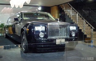 劳斯莱斯9米加长幻影(劳斯莱斯9米加长幻影15亿)