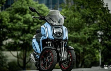 国产摩托车排名前十(三轮摩托车品牌排行榜前十名)