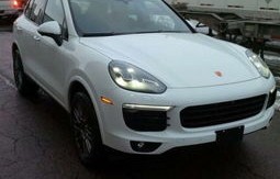 保时捷卡宴图片及报价(保时捷卡宴图片报价及图片)