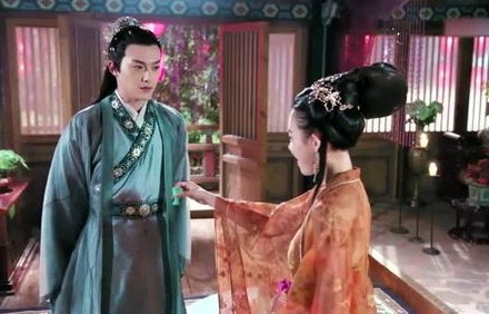 短剧，嫁给植物人王爷后，她大杀四方——94集的传奇之旅