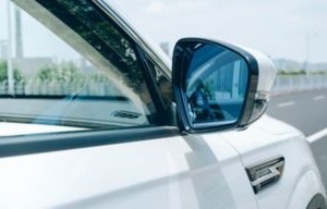 众泰t500(众泰T500无线充电怎么打开)