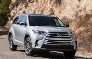 丰田10万左右的车(丰田10万左右的车型)