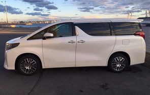 丰田车图片(阿尔法丰田车图片)