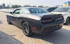 道奇挑战者汽车报价及图片(道奇挑战者官方报价)