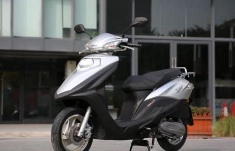 7000元的五羊本田(7000元的五羊本田喜鲨)