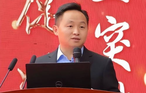 原河南副省长退休近七年后再度被查，权力与责任的双重审视