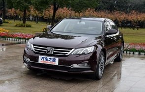 众泰z700(众泰z700图片)