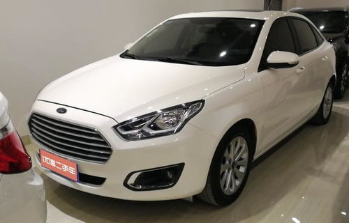 福特福睿斯(福特福睿斯2015款15l自动时尚型)