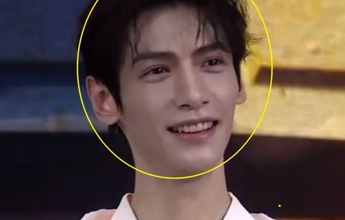 官方回应32岁飞行员失联事件