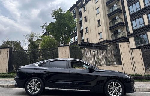 十代雅阁现在多少钱(十代雅阁现在多少钱婚车一天)