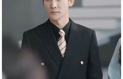 短剧重生归来，慕少的娇妻飒又甜