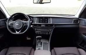 起亚k5内饰图片(起亚k5内饰图片大全)