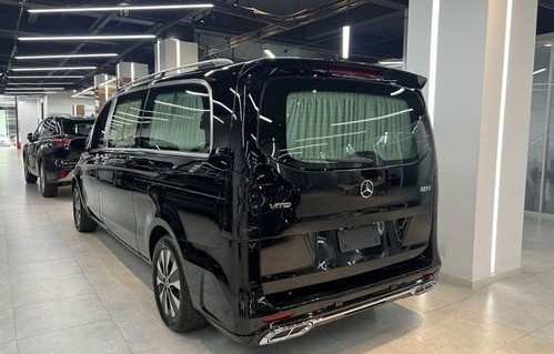 奔驰商务车七座2023新款价格(奔驰商务车七座2023新款价格吉耐赛斯)