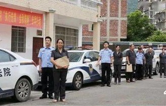 涉黑公安局副局长妻子与公交线路运营的背后故事