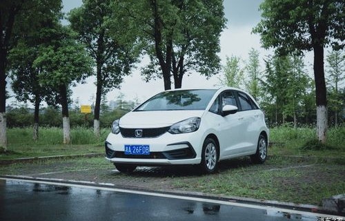 本田飞度的缺点太多(本田飞度缺点揭密)