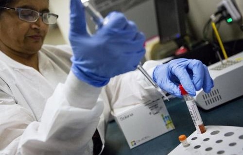 美国流感疫情严重，十州部分学校因疫情停课