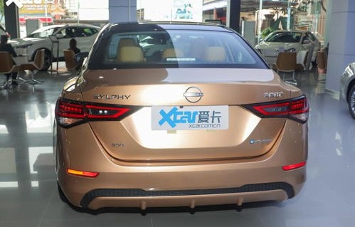 东风日产轩逸2018款(东风日产轩逸2018款车身尺寸)