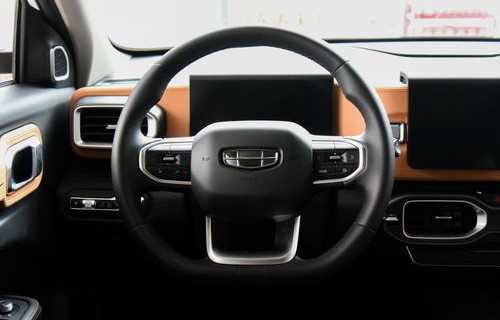 小路虎报价及图片50万(小路虎报价及图片 极光报价)