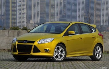 福克斯2022款新车两厢(福克斯2022款新车两厢图片)