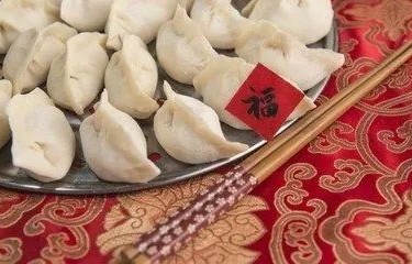 思念水饺事件，速冻水饺中吃出烟头，如何回应消费者的心声？