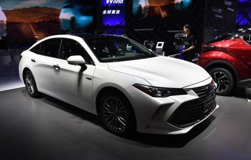 亚洲龙为什么卖不过凯美瑞?(丰田亚洲龙为什么卖不过凯美瑞)