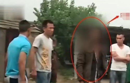 男生醉酒误事，一次走错宿舍的尴尬经历