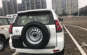 大型越野车(丰田大型越野车)