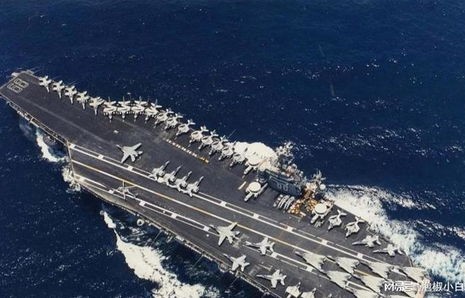 美国核航母编队抵达日本，国际战略动向与区域安全影响