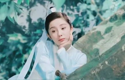 短剧少年自当扶摇上——范佳琪的成长之旅