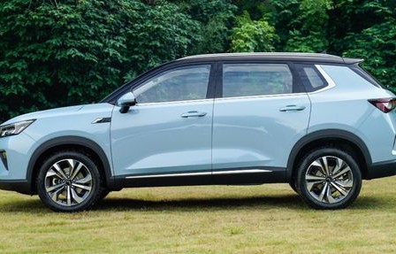 五菱星辰suv报价及图片(五菱星辰suv手动挡报价及图片)