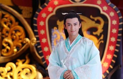 短剧绝品帝君，一曲帝皇之梦的传奇