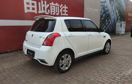 3万左右的长安铃木轿车(长安铃木汽车4万以下)