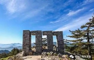 景区火爆背后的故事，跟着团长打县城项目，景区限流现象的深度解析