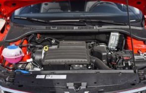 上汽大众polo自动挡两厢价位(上汽大众polo自动挡两厢价位表)