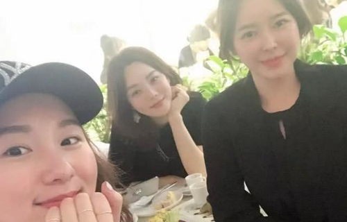 蔡琳携8岁儿子亮相综艺舞台