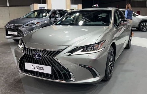雷克萨斯es300h价格及图片(雷克萨斯es300h2021新款价格)