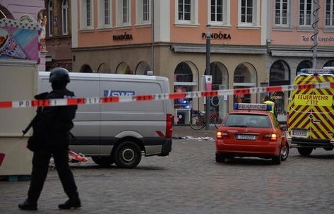 德国汽车撞人事件，28人受伤的悲剧与反思