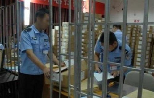 男子万元押题班遭遇尴尬，进考场后傻眼