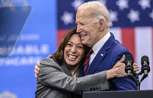 拜登政府面临新挑战，建议迅速任命哈里斯为新任大法官