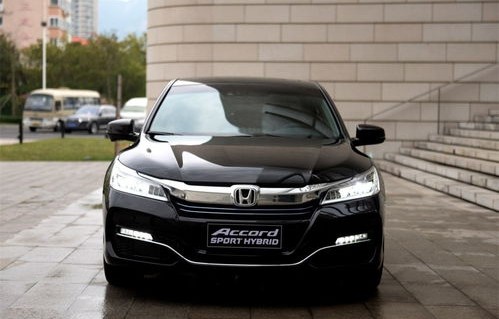 一汽森雅r7二手车价格(9代半雅阁二手车价格)