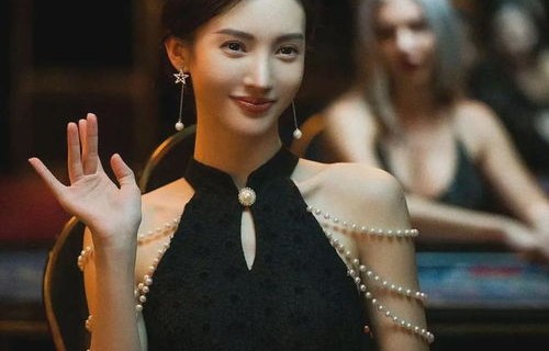 宁静眼中的泪水，女演员评奖镜头的深度解读