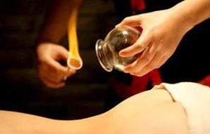 女生美容院拔罐后变身紫薯精的奇妙经历