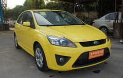 福特福克斯2018款两厢(福特福克斯2018款两厢车买隔热伞多大尺寸)