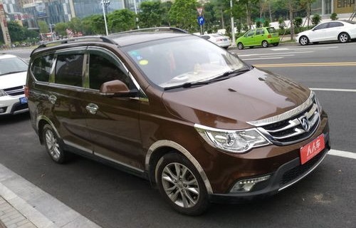 适合家用性价比高的车(适合家用性价比高的车用什么话表示)