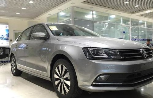 速腾汽车报价及图片(大众速腾2024款新车价格及图片)