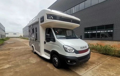 依维柯6万元新车(七座依维柯4万元新车)