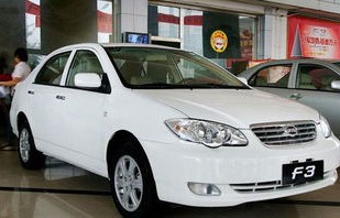 比亚迪f3为啥叫神车(穷人开省油耐用5种车)