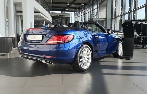 奔驰slc敞篷跑车(奔驰slc敞篷跑车260)