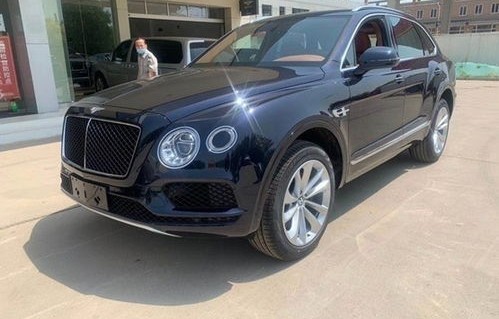 宾利添越suv报价及图片(宾利添越suv报价及图片及价格)